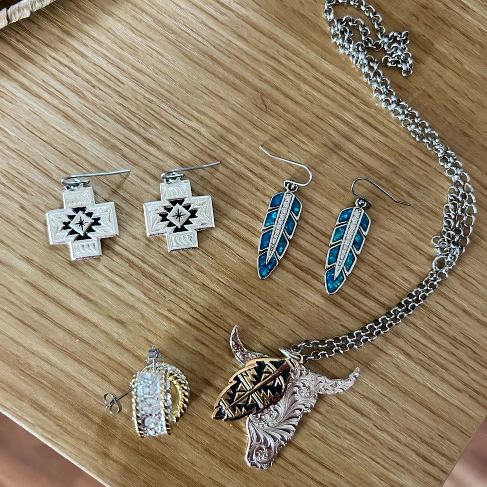 Montana Silversmiths Jewelry Lot